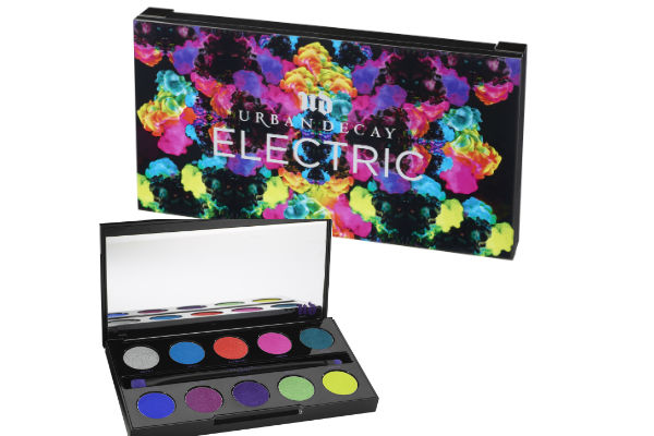 Electric: la paleta de pigmentos prensados. Tiene colores mate ultra suaves hasta brillos dimensionales.