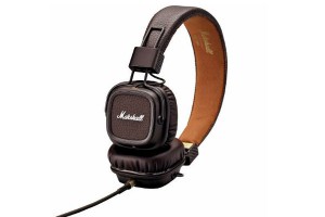 Los audífonos Over-Ear de Marshall entregan una aislación de audio superior sin abultar. Un presente ideal para papá que puedes encontrar en Mac Online.