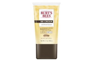 Nueva BB Cream de Burt's Bees. Disponible en tres tonos.