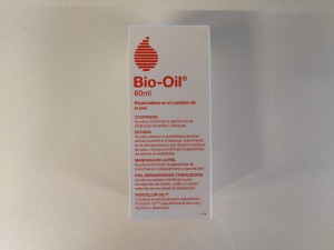 Bio Oil, es un hidratante en base a aceite de caléndula. Además es perfecto para atenuar estrías y cicatrices. Sin duda un infaltable en cualquier cosmetiquero.