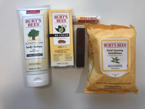 Burt's Bee también cuenta con algunos productos para hacernos sentir hermosas.