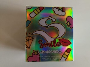 El nuevo perfume Smile by Shakira es perfecto para madres que les gusta la fragancia dulces con toques de vainilla.